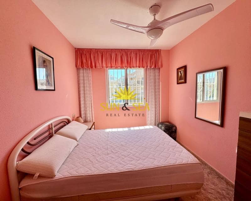 2 camera da letto Attico in vendita in Torrevieja con garage - 130.000 € (Rif: 8895396)