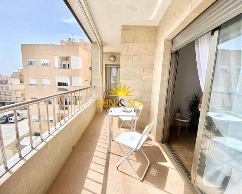 3 sovrum Lägenhet att hyra i Torrevieja med pool garage - 1 300 € (Ref: 8898136)