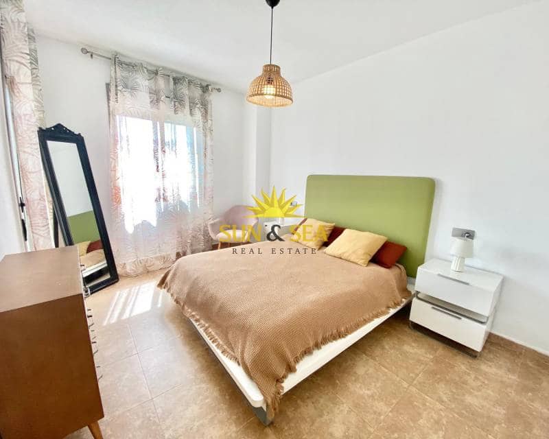 3 sovrum Lägenhet att hyra i Torrevieja med pool garage - 1 300 € (Ref: 8898136)