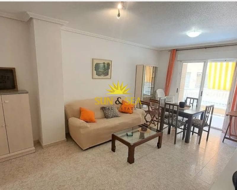 2 sovrum Lägenhet att hyra i La Mata - 1 350 € (Ref: 8898137)
