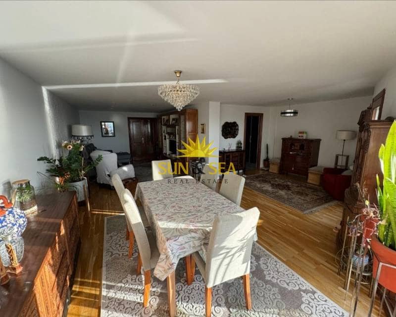 3 bedroom Apartment for sale in Alicante / Alacant city with garage - € 1,195,000 (Ref: 8906945)