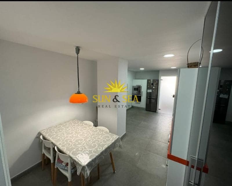 3 bedroom Apartment for sale in Alicante / Alacant city with garage - € 1,195,000 (Ref: 8906945)