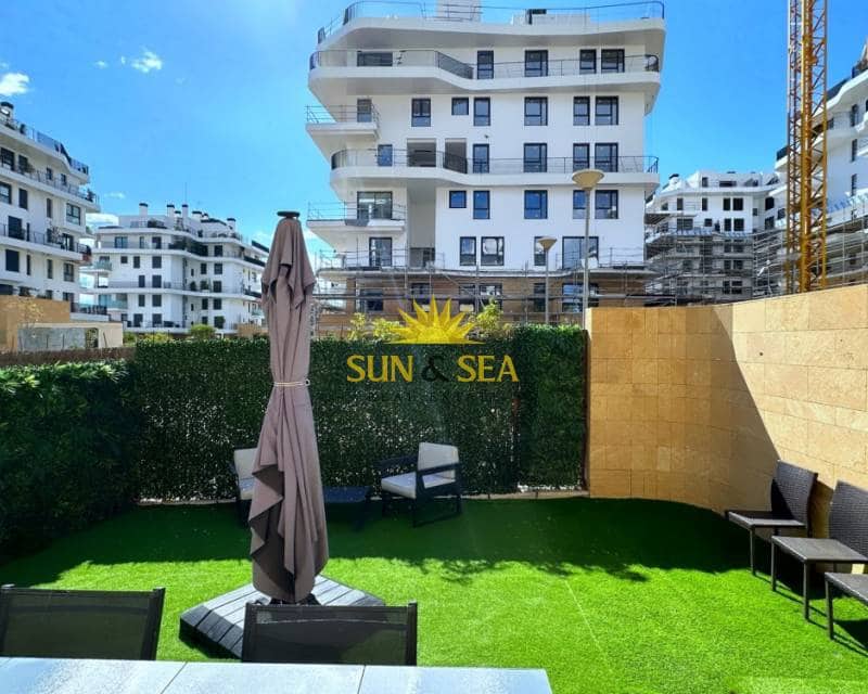 Appartement de 4 chambres à louer à La Villajoyosa / Vila Joiosa avec piscine garage - 2 600 € (Ref: 8906946)