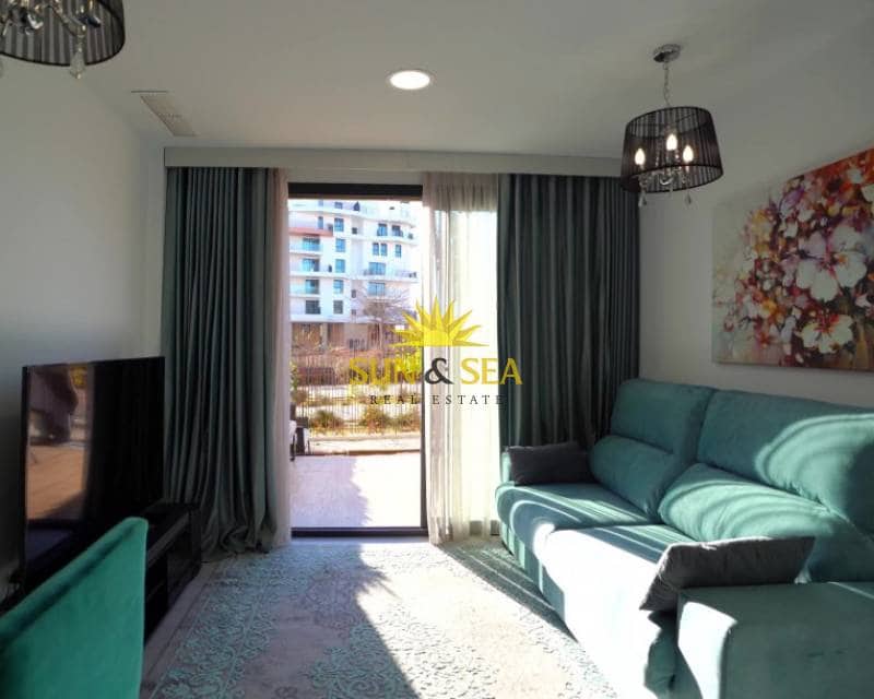 Appartement de 4 chambres à louer à La Villajoyosa / Vila Joiosa avec piscine garage - 2 600 € (Ref: 8906946)