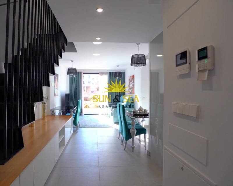 Appartement de 4 chambres à louer à La Villajoyosa / Vila Joiosa avec piscine garage - 2 600 € (Ref: 8906946)