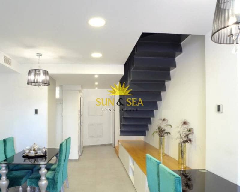 Appartement de 4 chambres à louer à La Villajoyosa / Vila Joiosa avec piscine garage - 2 600 € (Ref: 8906946)