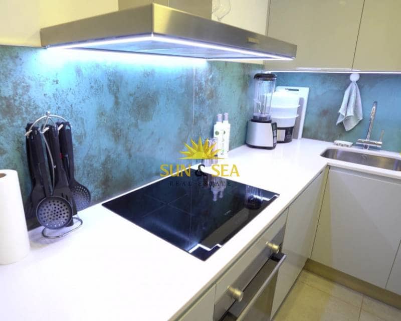 Appartement de 4 chambres à louer à La Villajoyosa / Vila Joiosa avec piscine garage - 2 600 € (Ref: 8906946)