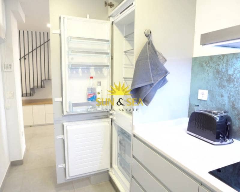 Appartement de 4 chambres à louer à La Villajoyosa / Vila Joiosa avec piscine garage - 2 600 € (Ref: 8906946)