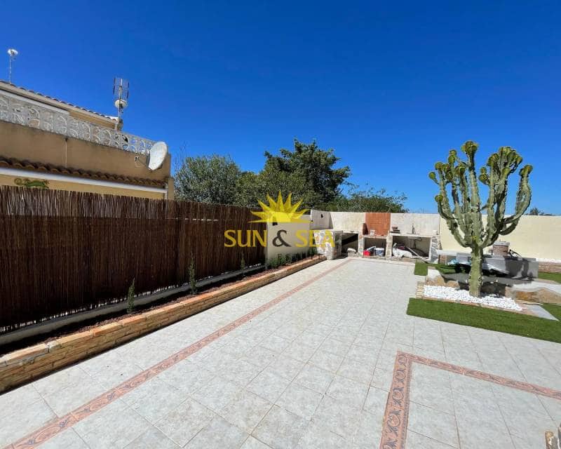 2 sovrum Hus att hyra i La Florida med pool - 1 400 € (Ref: 8906948)