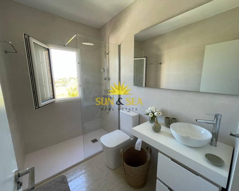 2 sovrum Hus att hyra i La Florida med pool - 1 400 € (Ref: 8906948)