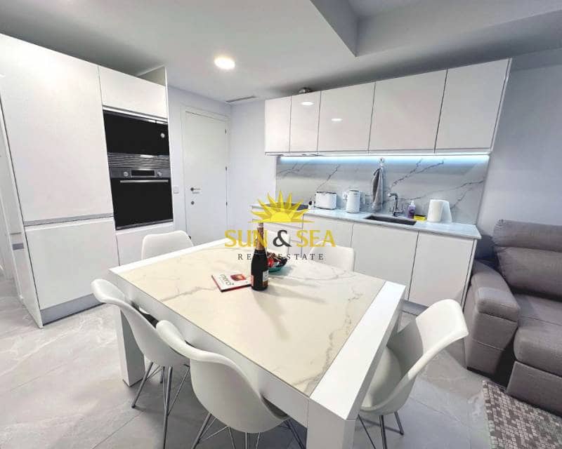 2 soveværelse Lejlighed til leje i Finestrat med swimmingpool - € 2.000 (Ref: 8906950)