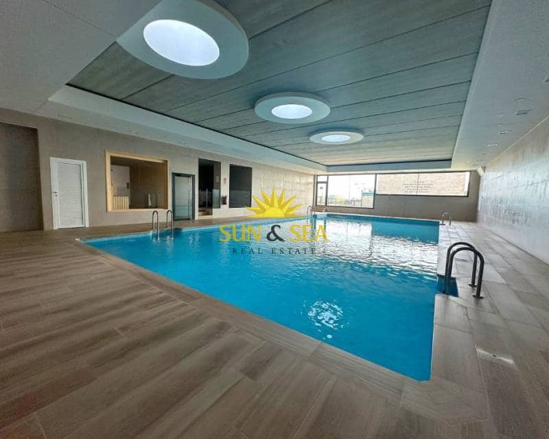 2 soveværelse Lejlighed til leje i Finestrat med swimmingpool - € 2.000 (Ref: 8906950)