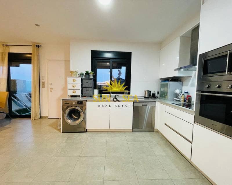 2 Zimmer Haus zu vermieten in San Pedro del Pinatar mit Pool - 2.000 € (Ref: 8907036)