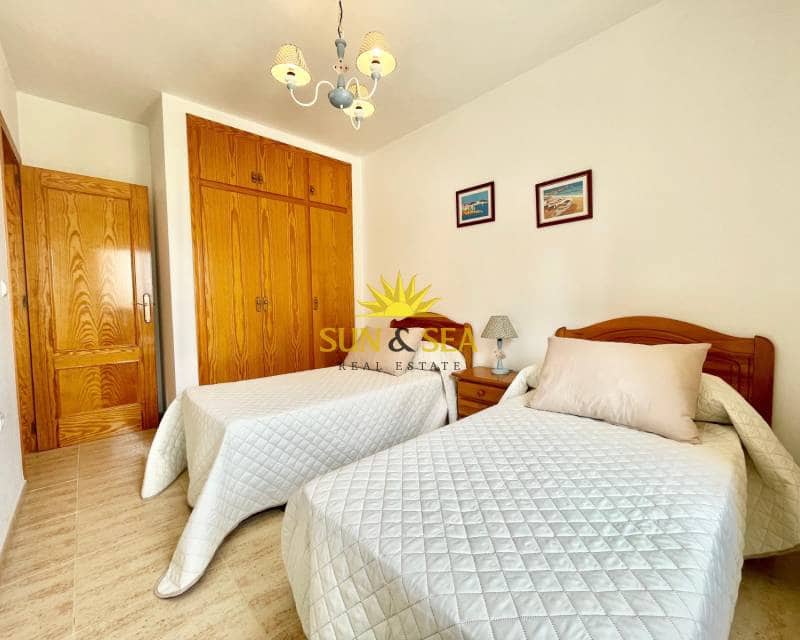 2 soverom Leilighet til salgs i Dehesa de Campoamor med svømmebasseng garasje - € 650 (Ref: 8911441)