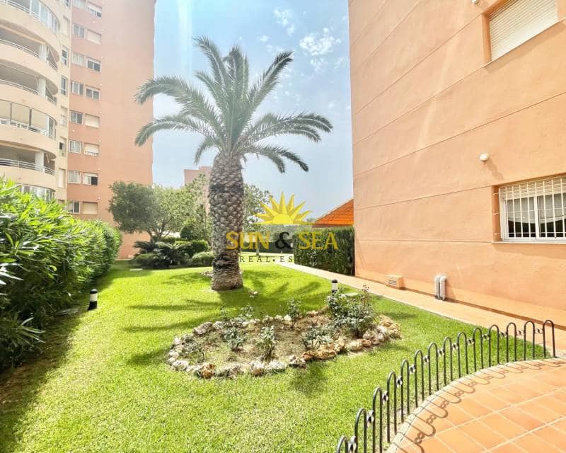 2 soverom Leilighet til salgs i Dehesa de Campoamor med svømmebasseng garasje - € 650 (Ref: 8911441)