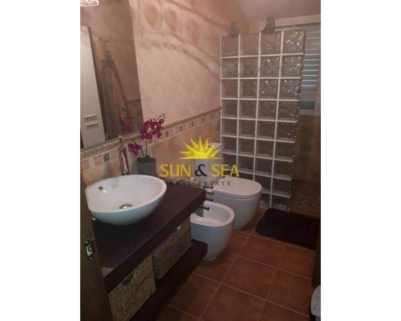 3 soverom Hus til salgs i Torrevieja - € 190 000 (Ref: 8911443)