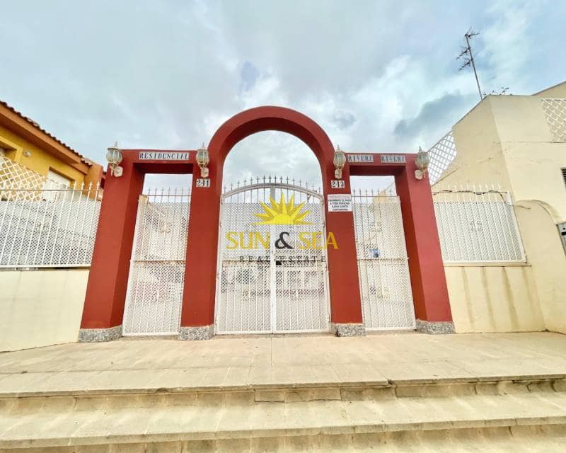 2 slaapkamer Huis te huur in Santiago de la Ribera met zwembad garage - € 800 (Ref: 8912086)