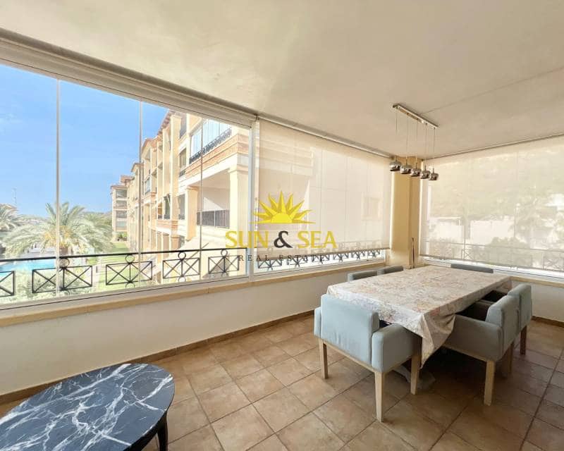 3 slaapkamer Appartement te huur in Guardamar del Segura met zwembad garage - € 2.100 (Ref: 8912475)