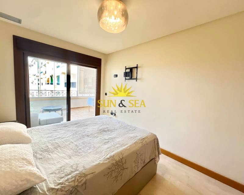 3 slaapkamer Appartement te huur in Guardamar del Segura met zwembad garage - € 2.100 (Ref: 8912475)