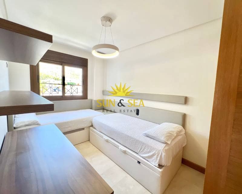 3 slaapkamer Appartement te huur in Guardamar del Segura met zwembad garage - € 2.100 (Ref: 8912475)