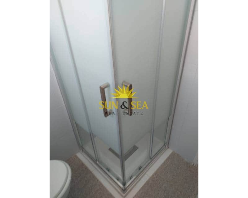 3 bedroom Apartment for rent in Santa Pola - € 850 (Ref: 8917468)