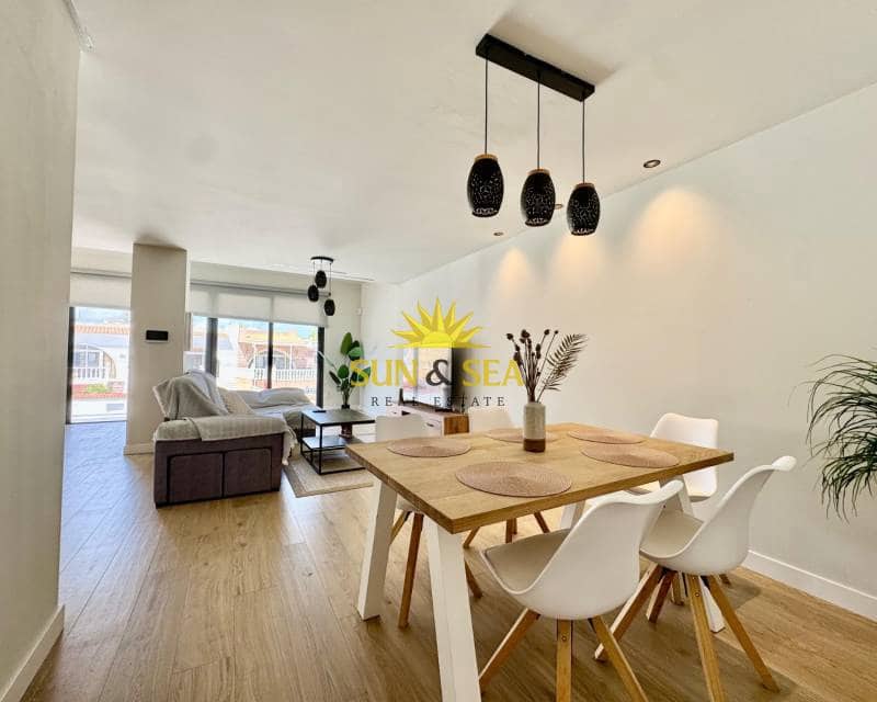 3 bedroom Villa for rent in Los Altos with pool garage - € 3,000 (Ref: 8920899)