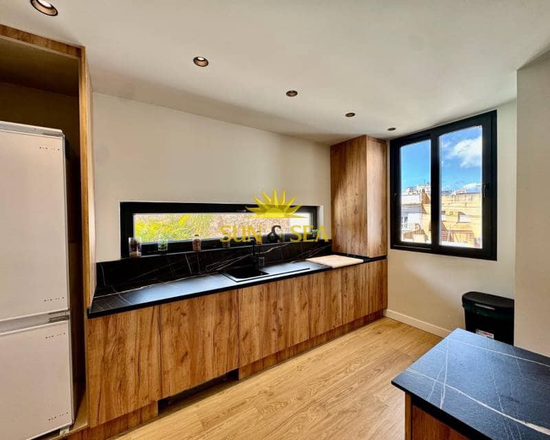 3 bedroom Villa for rent in Los Altos with pool garage - € 3,000 (Ref: 8920899)