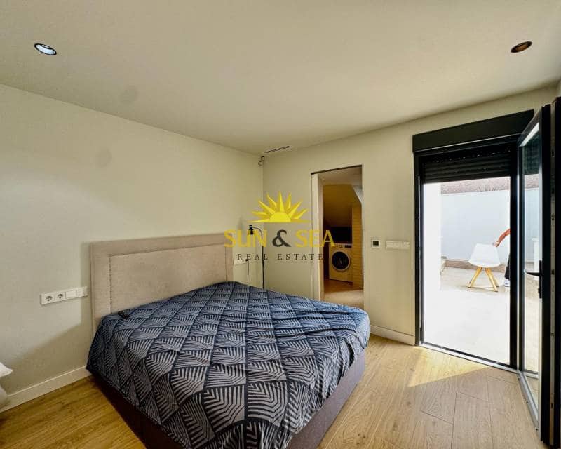 3 bedroom Villa for rent in Los Altos with pool garage - € 3,000 (Ref: 8920899)