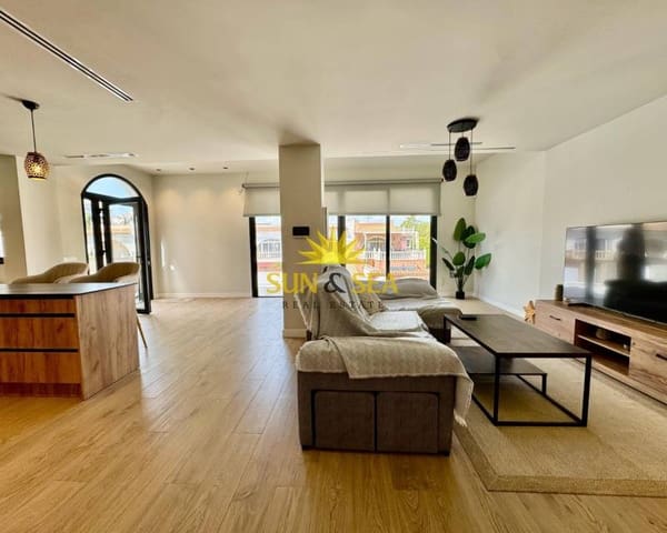 3 sypialnia Willa do wynajęcia w Los Altos z basenem garażem - 3 000 € (Ref: 8920899)