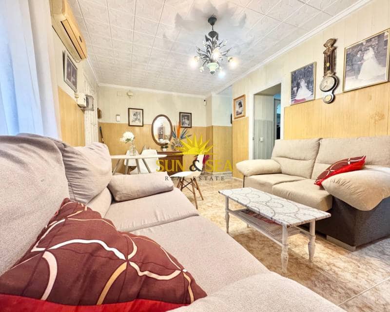 4 soveværelse Villa til salg i Torrevieja - € 150.000 (Ref: 8922562)