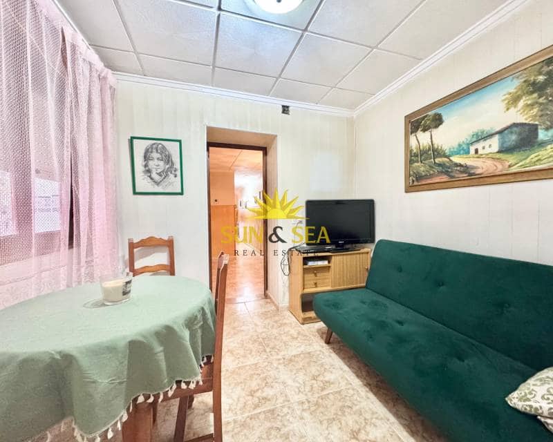 4 soveværelse Villa til salg i Torrevieja - € 150.000 (Ref: 8922562)