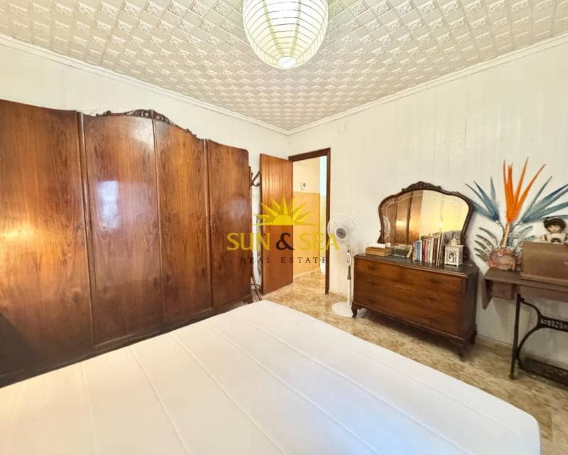 4 soveværelse Villa til salg i Torrevieja - € 150.000 (Ref: 8922562)