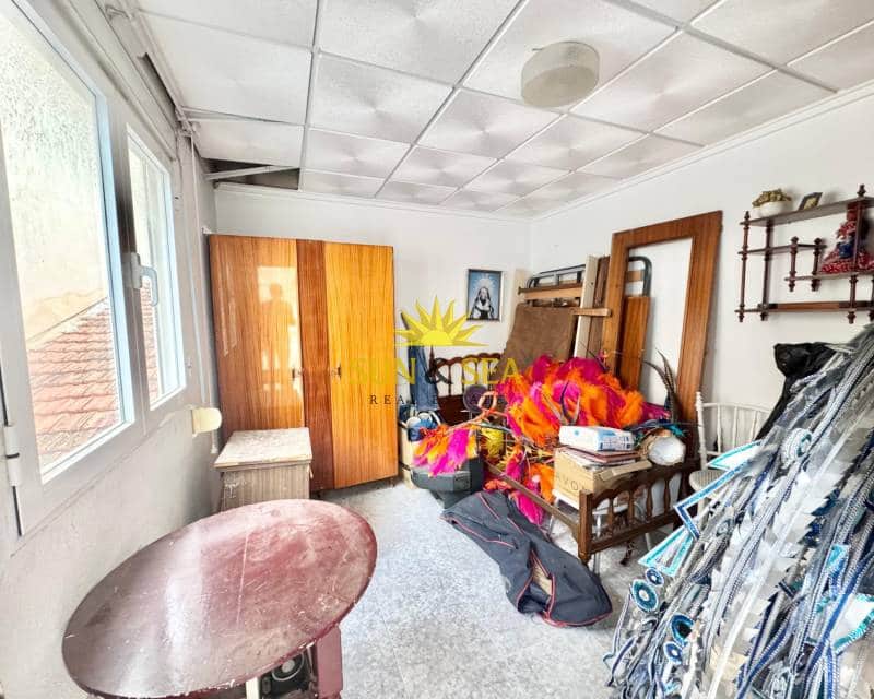 4 soveværelse Villa til salg i Torrevieja - € 150.000 (Ref: 8922562)