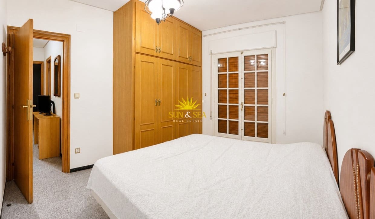 5 soveværelse Byhus til salg i Santa Pola - € 290.000 (Ref: 8924781)