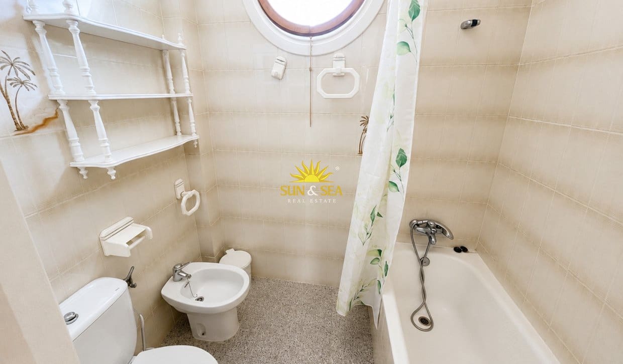 5 soveværelse Byhus til salg i Santa Pola - € 290.000 (Ref: 8924781)