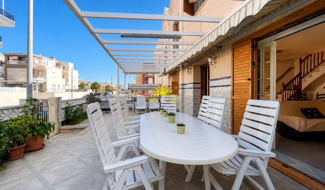 5 soveværelse Byhus til salg i Calas Santiago Bernabéu, Santa Pola - € 290.000 (Ref: 8924781)