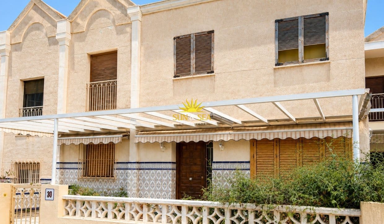 5 soveværelse Byhus til salg i Santa Pola - € 290.000 (Ref: 8924781)