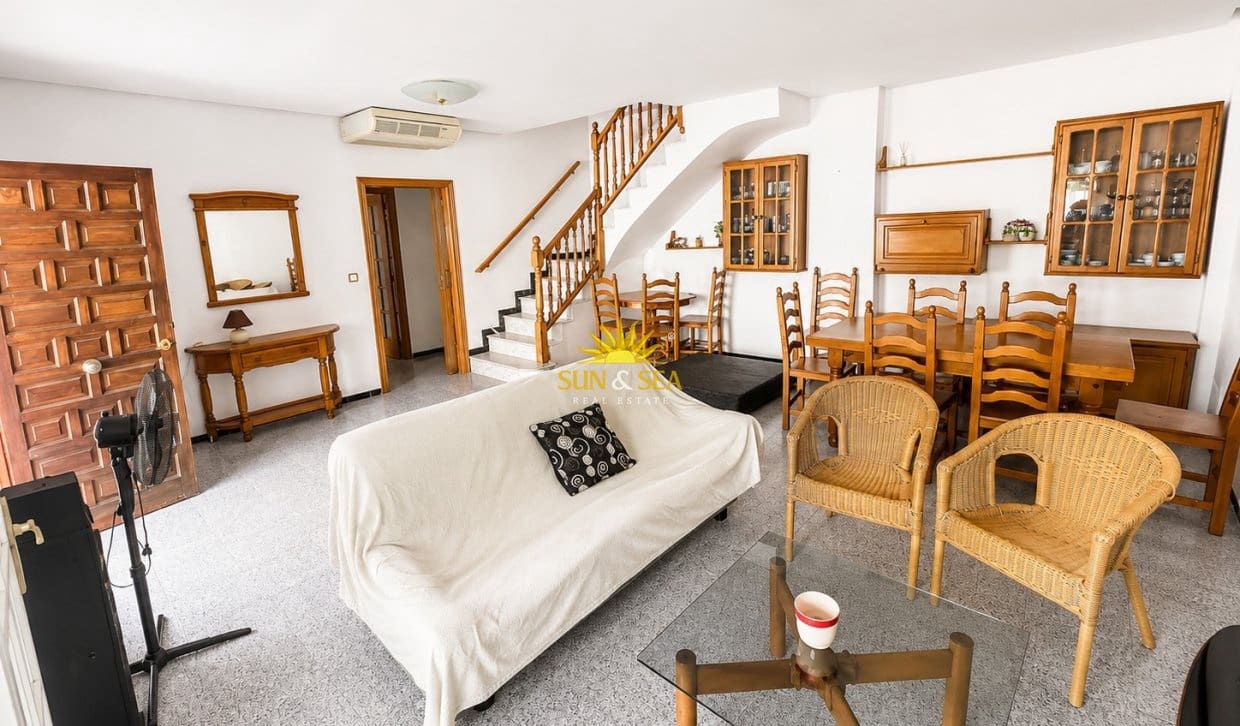 5 soveværelse Byhus til salg i Santa Pola - € 290.000 (Ref: 8924781)