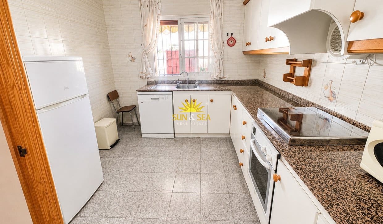 5 soveværelse Byhus til salg i Santa Pola - € 290.000 (Ref: 8924781)