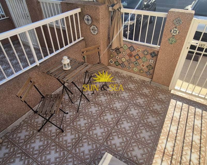 2 soveværelse Byhus til leje i Santa Pola med swimmingpool - € 1.000 (Ref: 8925346)