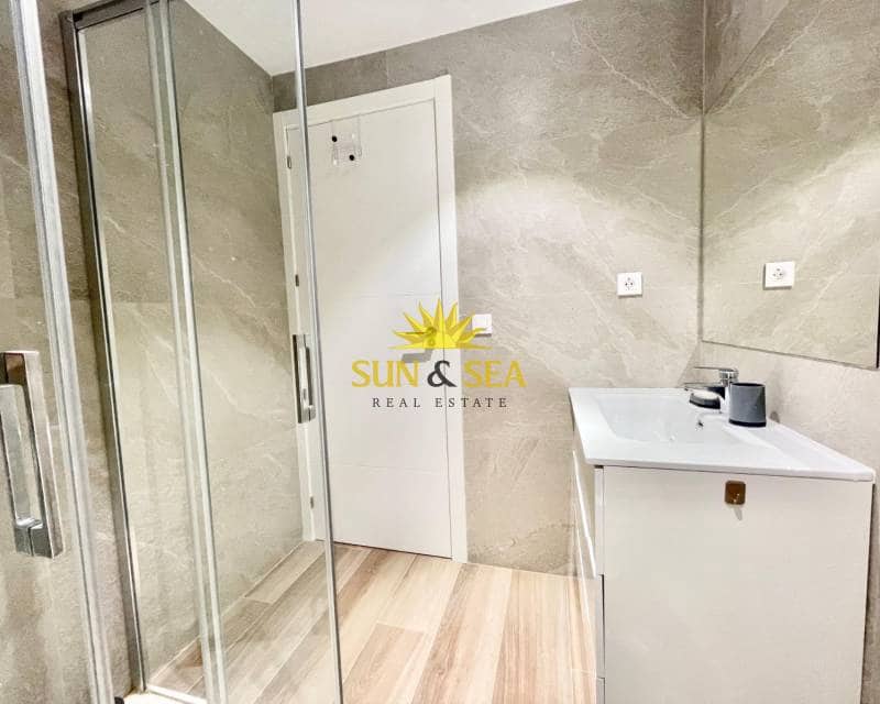 3 camera da letto Appartamento da affittare in Guardamar del Segura - 1.300 € (Rif: 8927697)