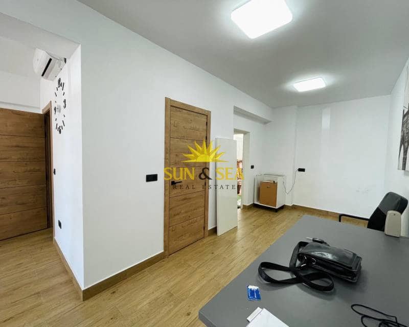 1 camera da letto Commerciale in vendita in Guardamar del Segura - 106.100 € (Rif: 8928173)