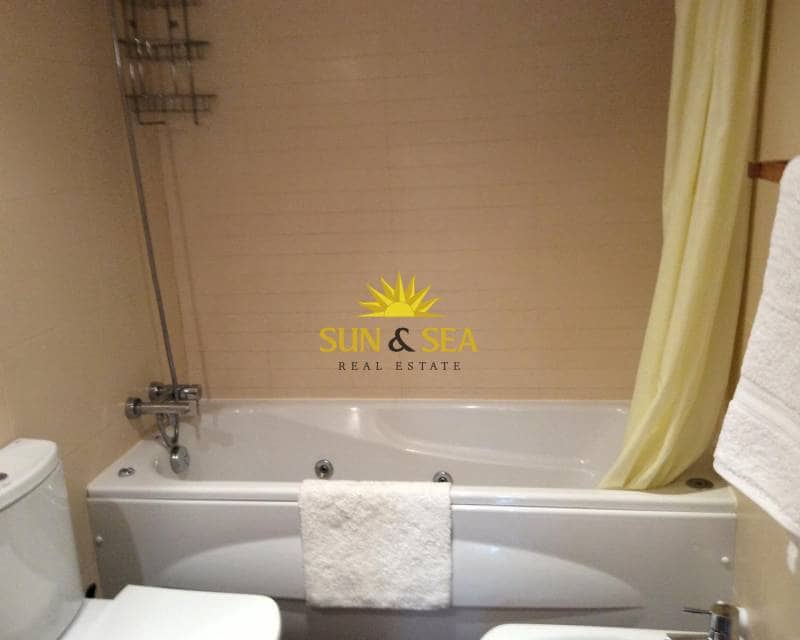 2 quarto Apartamento para arrendar em Benidorm com piscina garagem - 1 300 € (Ref: 8930645)