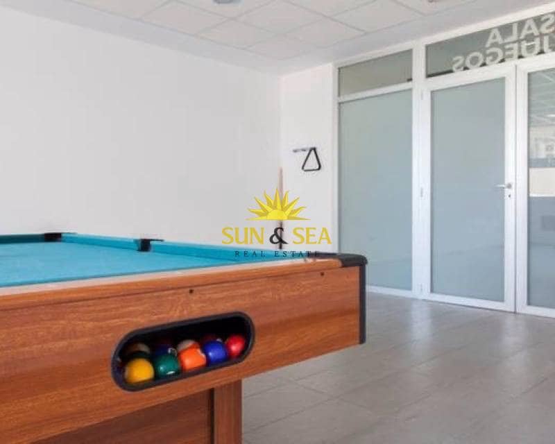 2 quarto Apartamento para arrendar em Benidorm com piscina garagem - 1 300 € (Ref: 8930645)