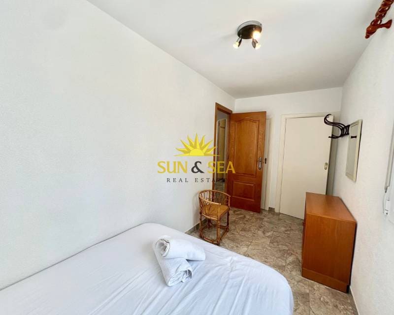 3 soveværelse Lejlighed til leje i La Manga del Mar Menor - € 750 (Ref: 8931507)