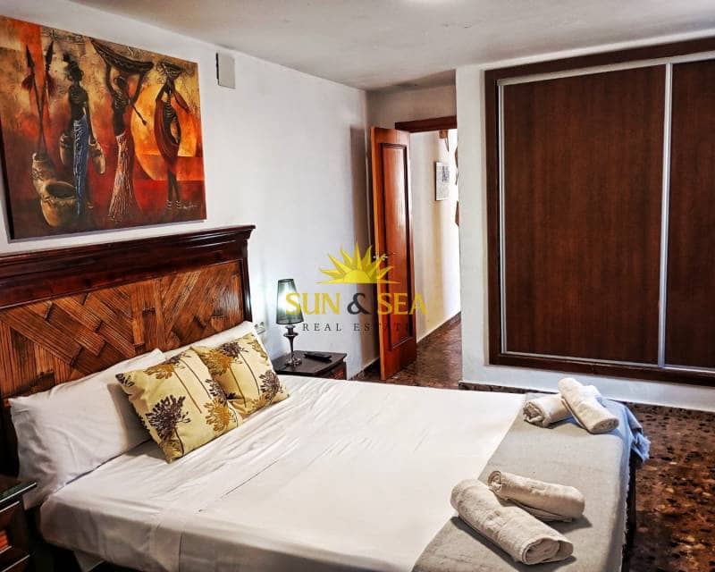 5 bedroom Villa for rent in Teulada with pool garage - € 2,700 (Ref: 8931687)