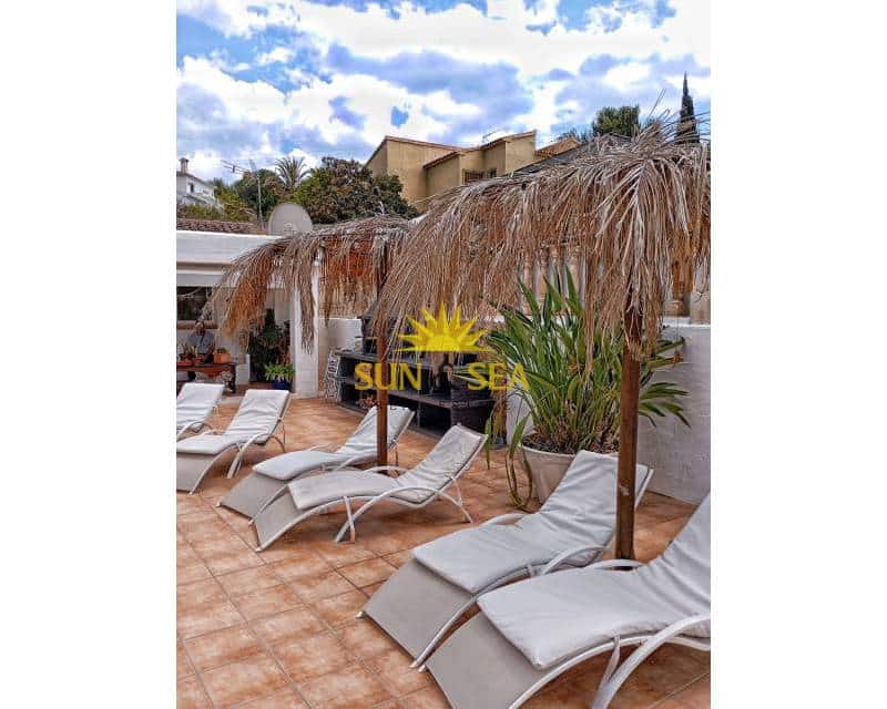 5 bedroom Villa for rent in Teulada with pool garage - € 2,700 (Ref: 8931687)