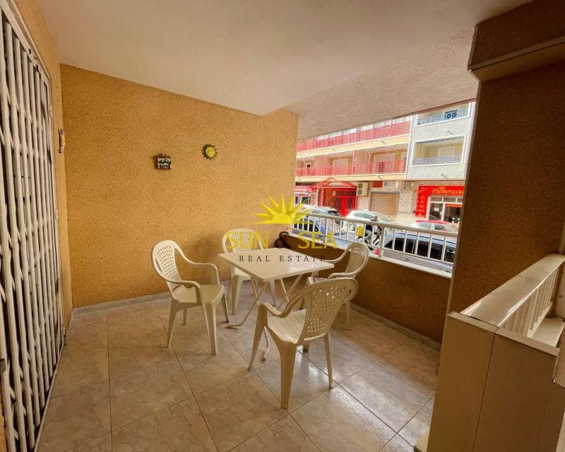 2 camera da letto Appartamento da affitare come casa vacanza in Torrevieja - 1.000 € (Rif: 8932796)
