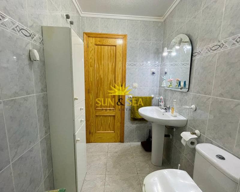 2 camera da letto Appartamento da affitare come casa vacanza in Torrevieja - 1.000 € (Rif: 8932796)