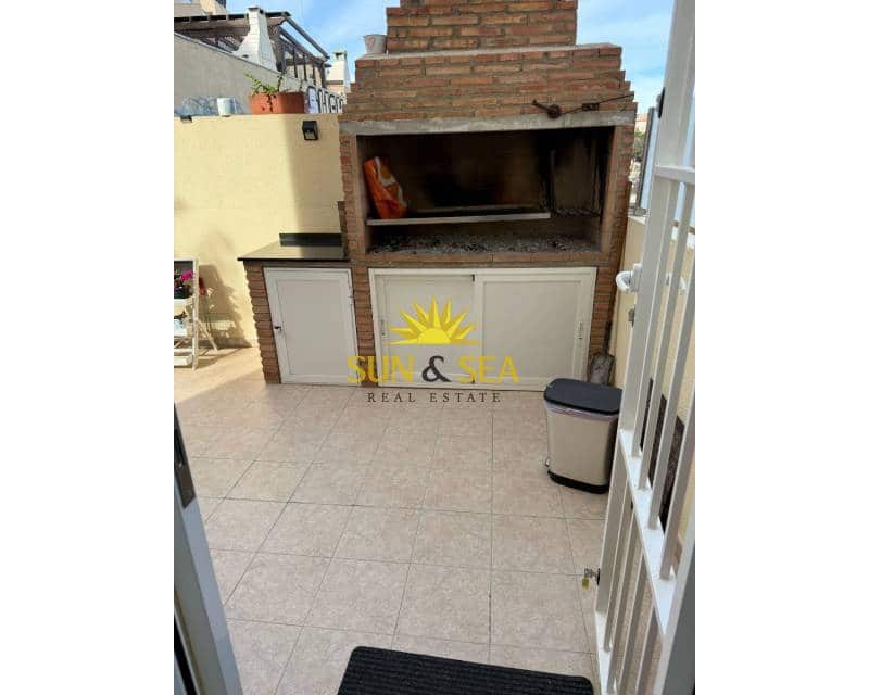 3 Zimmer Villa zu verkaufen in Guardamar del Segura mit Garage - 299.000 € (Ref: 8935498)